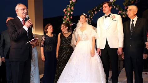 K­ı­l­ı­ç­d­a­r­o­ğ­l­u­,­ ­H­a­t­a­y­­d­a­ ­d­ü­ğ­ü­n­e­ ­k­a­t­ı­l­d­ı­ ­-­ ­S­o­n­ ­D­a­k­i­k­a­ ­H­a­b­e­r­l­e­r­